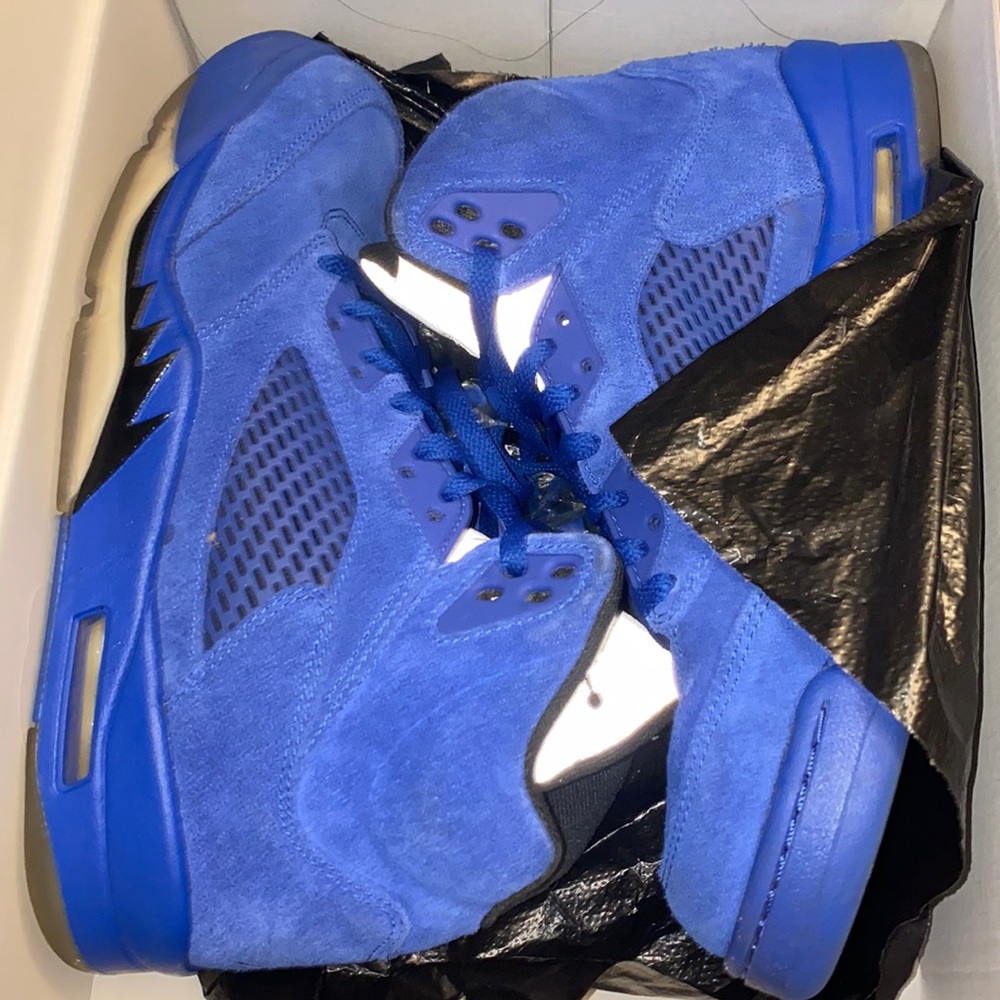 Air Jordan 5 “Blue Suede”